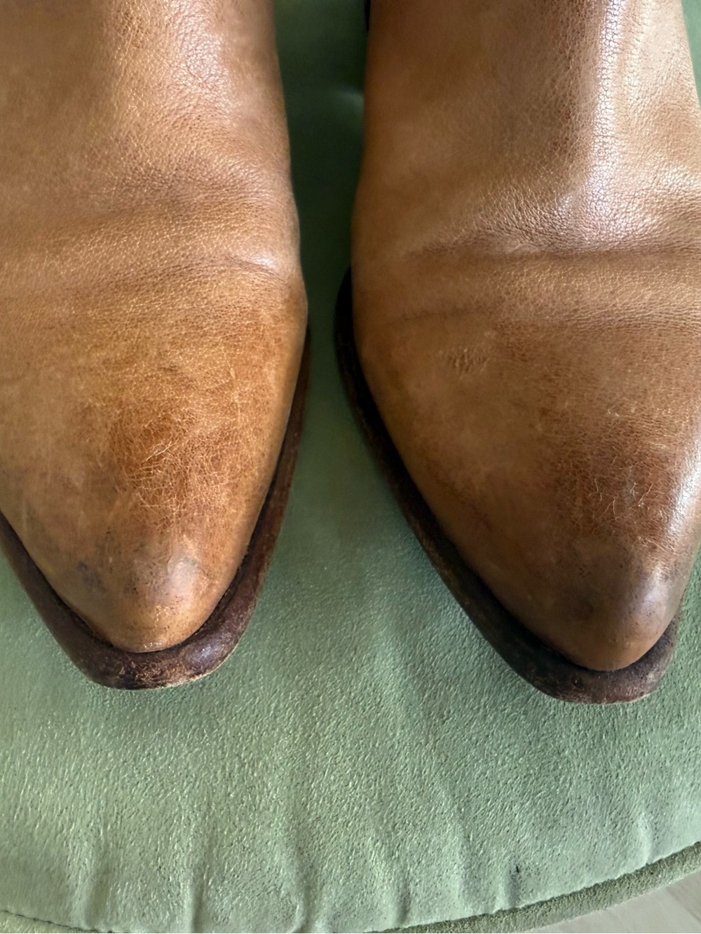 Tan Leather Pointed-Toe Women’s Frye Billy Pull Up Leather Boots
Camel, pointed